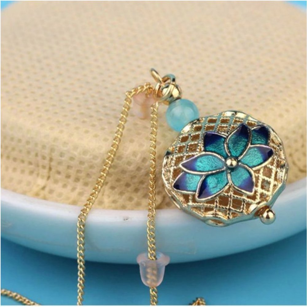 Gorgeous 14K Gold Lotus Flower Earrings - Picture 8 of 11